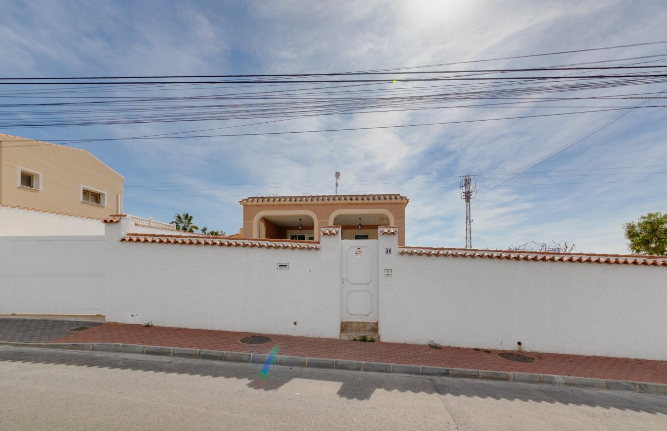 Revente - Chalet - Torrevieja - La siesta