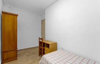 Reventa - Apartamento - Torrevieja - La Mata pueblo