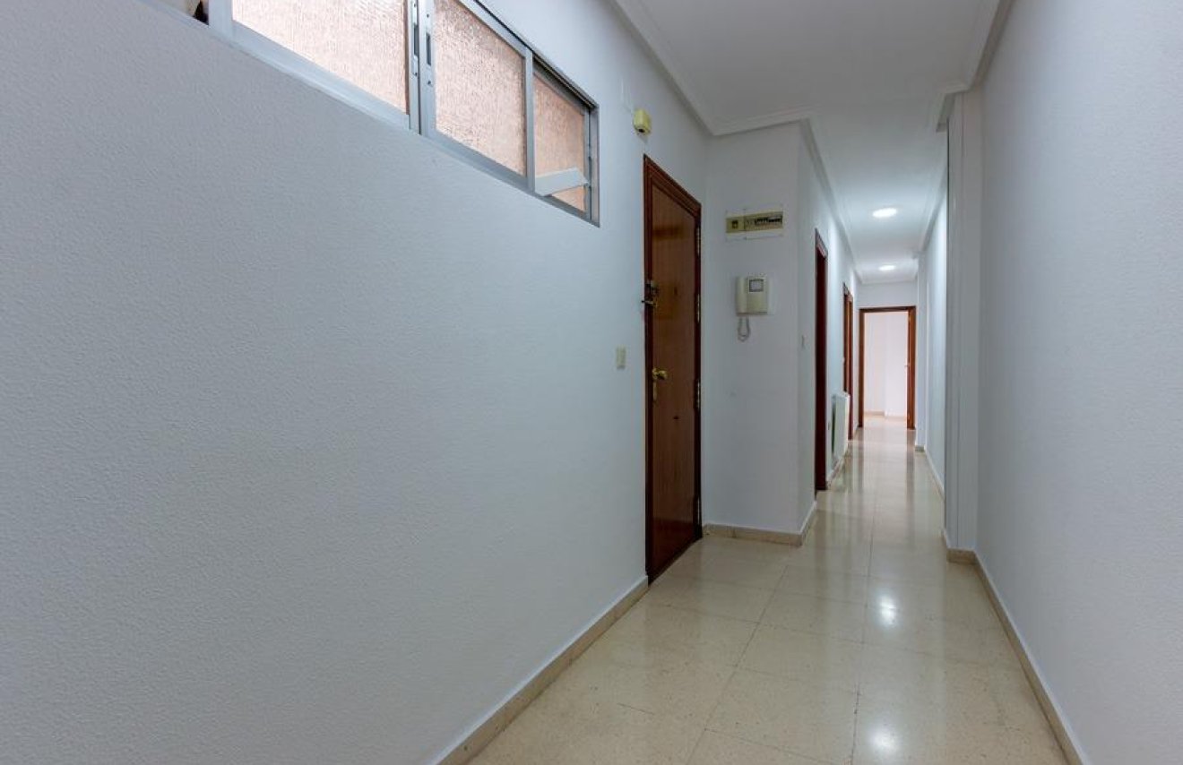 Resale - Piso - Orihuela - Zona Centro