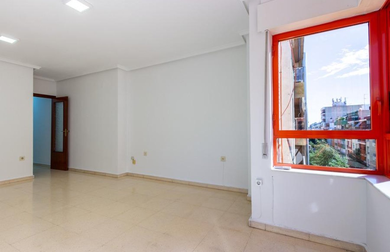 Resale - Piso - Orihuela - Zona Centro