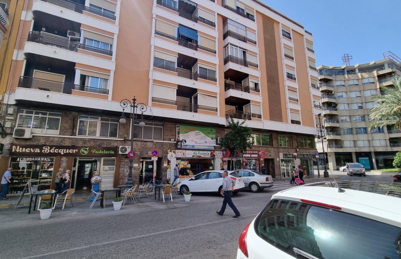 Long Term Rental - Local comercial - Orihuela - Zona Centro