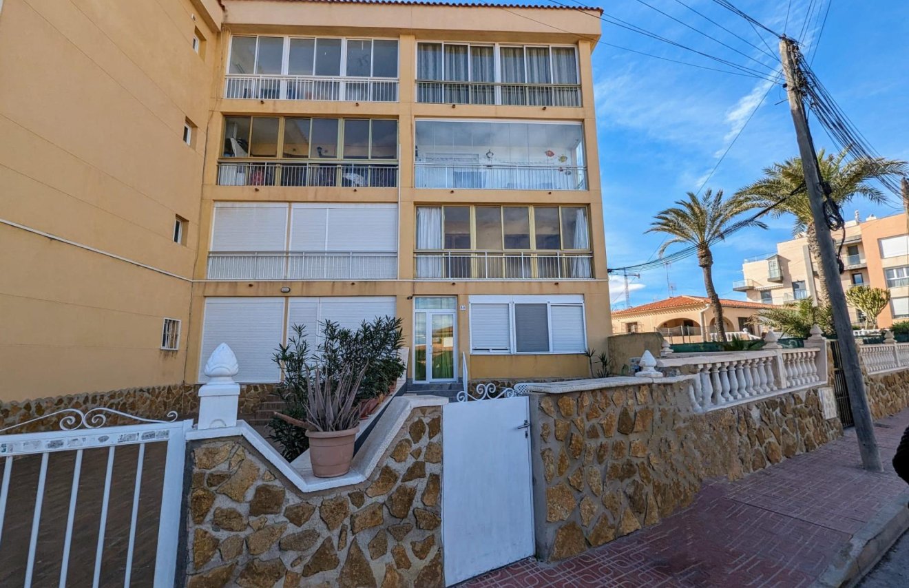 Resale - Planta baja - Torrevieja - Rocio del mar