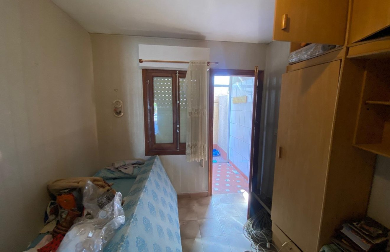 Resale - Bungalow Planta Baja - Torrevieja - Nueva Torrevieja