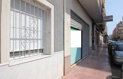 Resale - Local comercial - Torrevieja - Centro