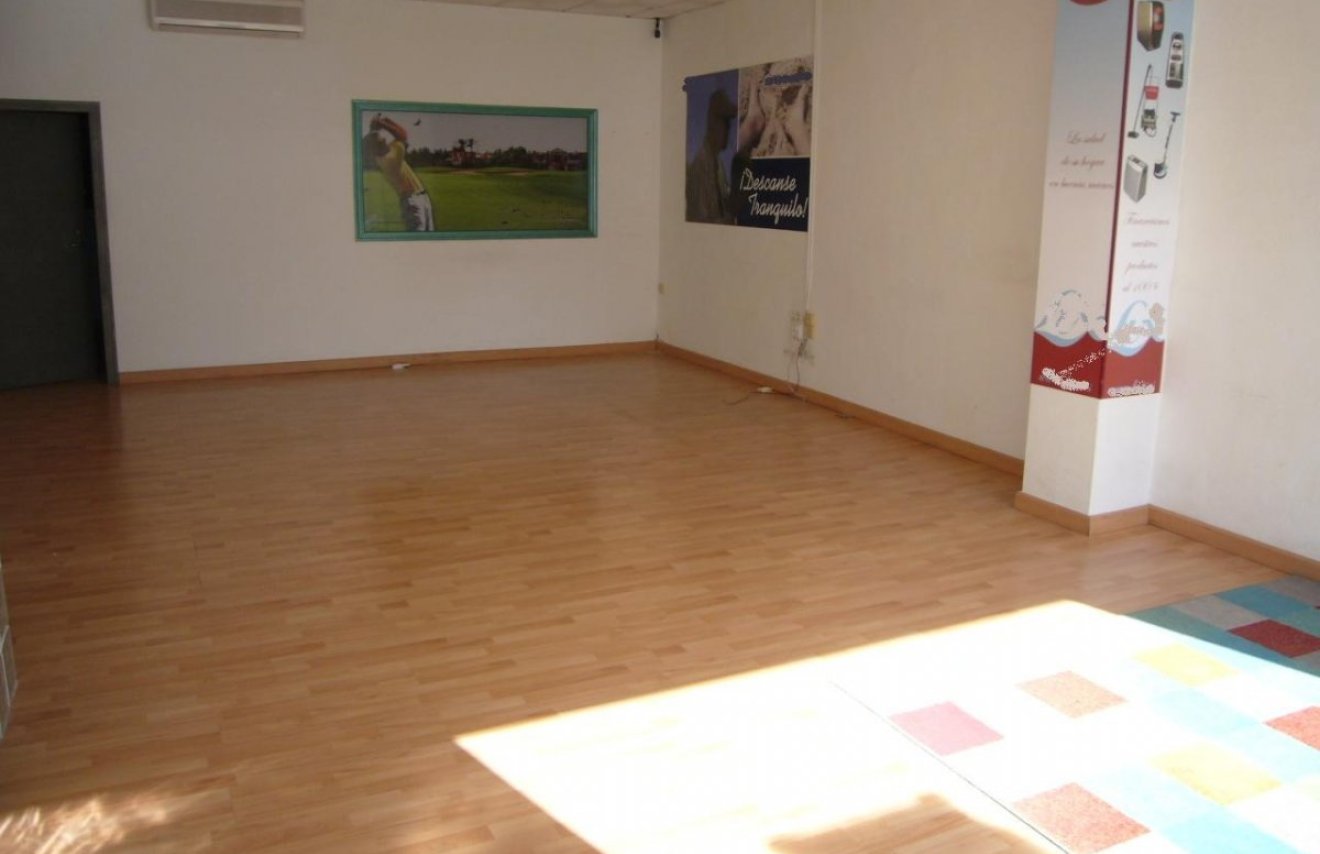 Revente - Local comercial - Torrevieja - Centro