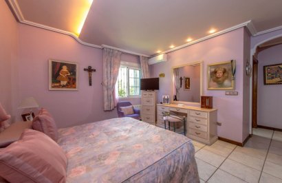 Resale - Villa de Lujo - Torrevieja - Torre la mata