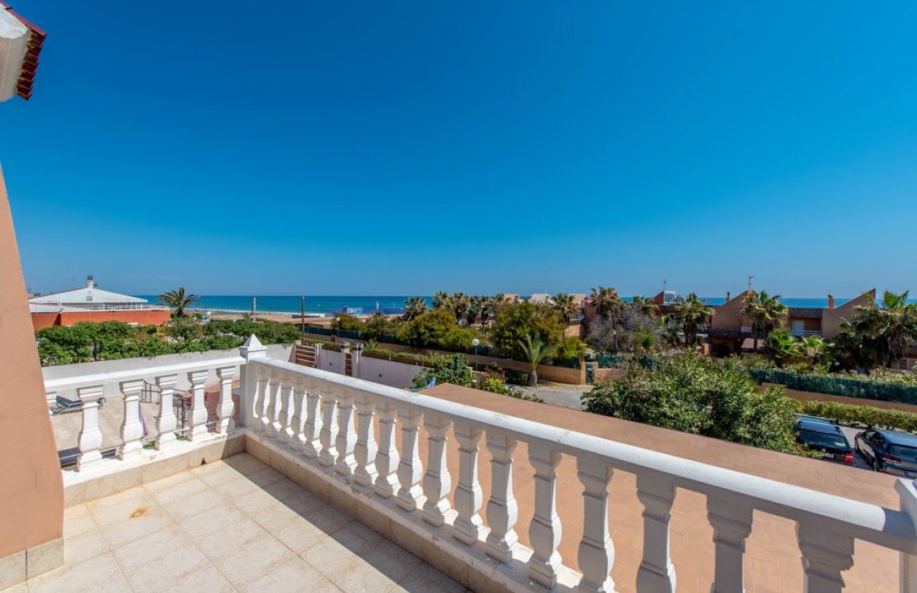 Resale - Villa de Lujo - Torrevieja - Torre la mata