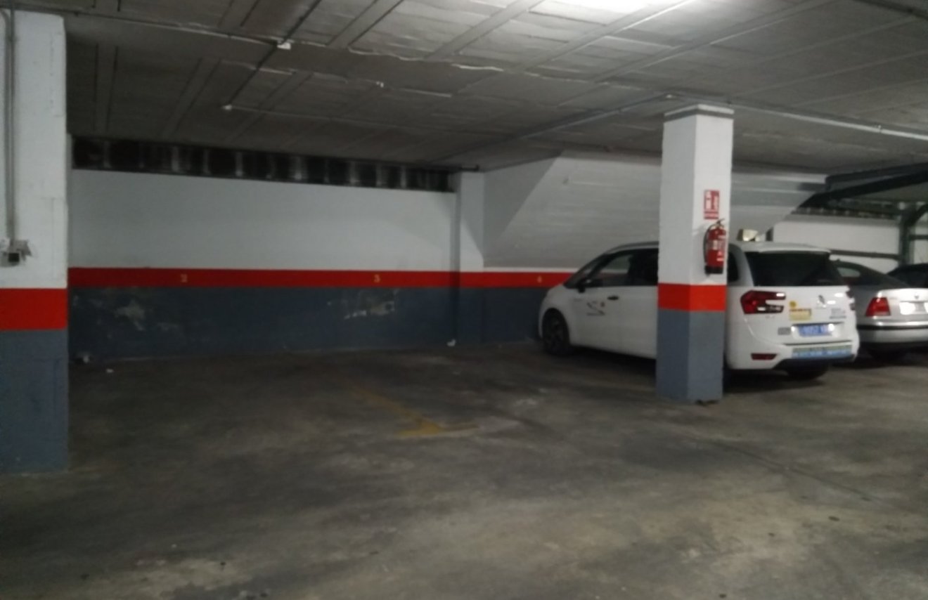 Revente - Garage - Torrevieja - Centro