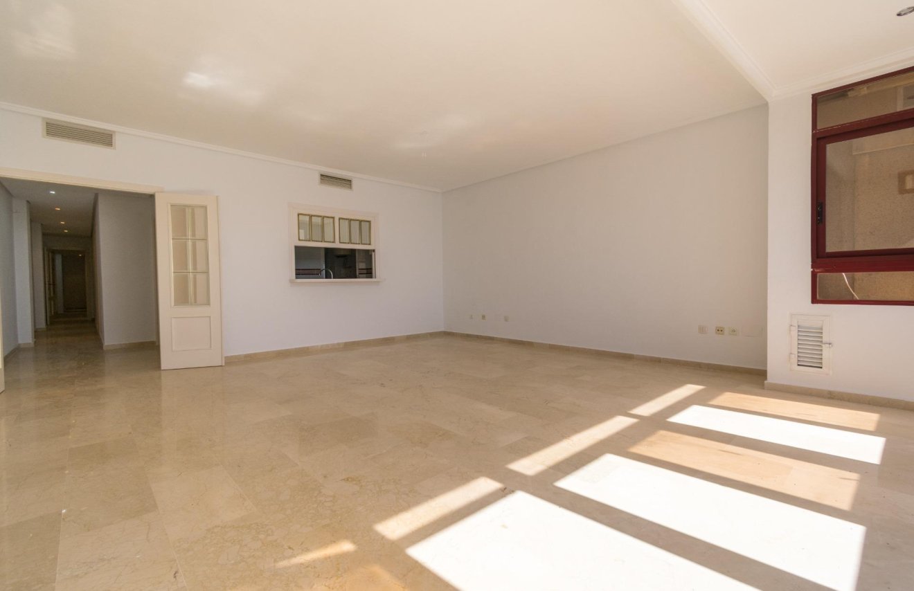 Reventa - Apartamento - Torrevieja - Paseo maritimo