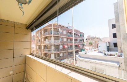 Revente - Apartamento - Torrevieja - Paseo maritimo