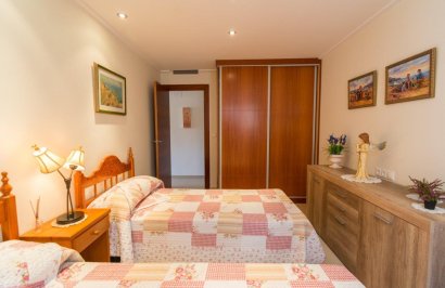 Resale - Apartamento - Torrevieja - Paseo maritimo