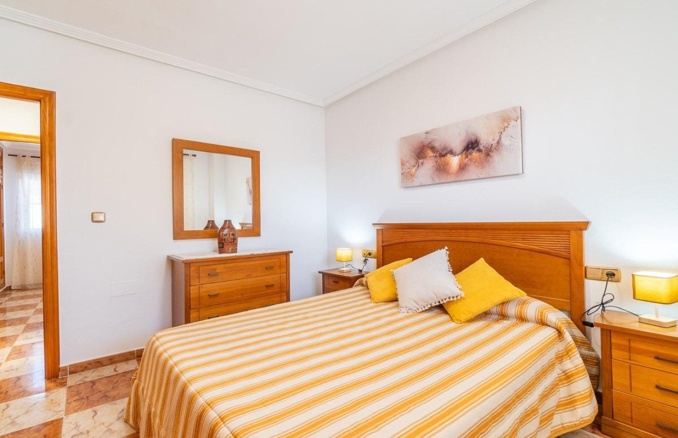 Revente - Apartamento - Orihuela Costa - Montezenia