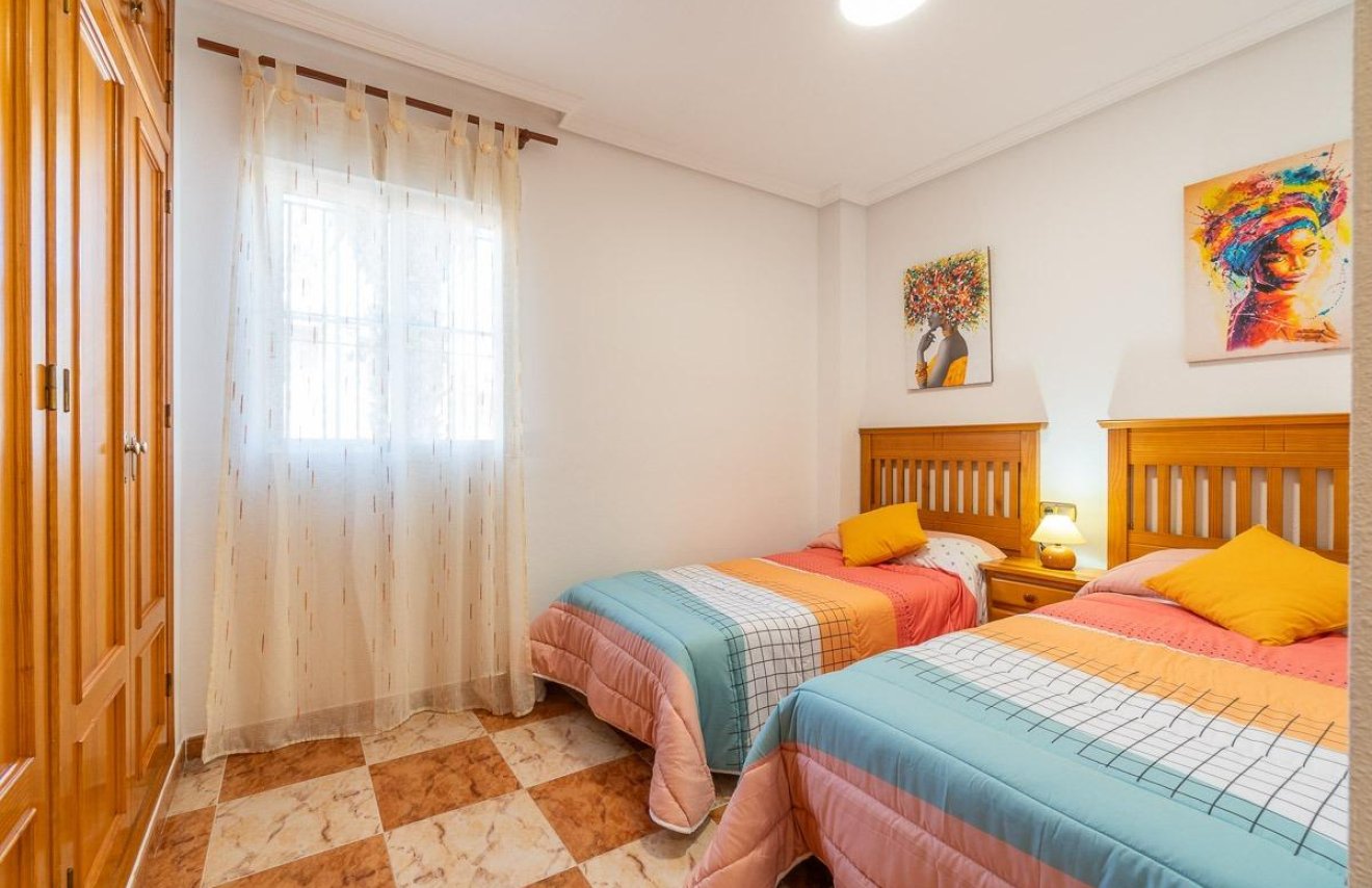 Revente - Apartamento - Orihuela Costa - Montezenia