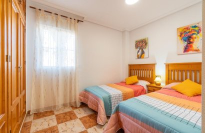 Reventa - Apartamento - Orihuela Costa - Montezenia