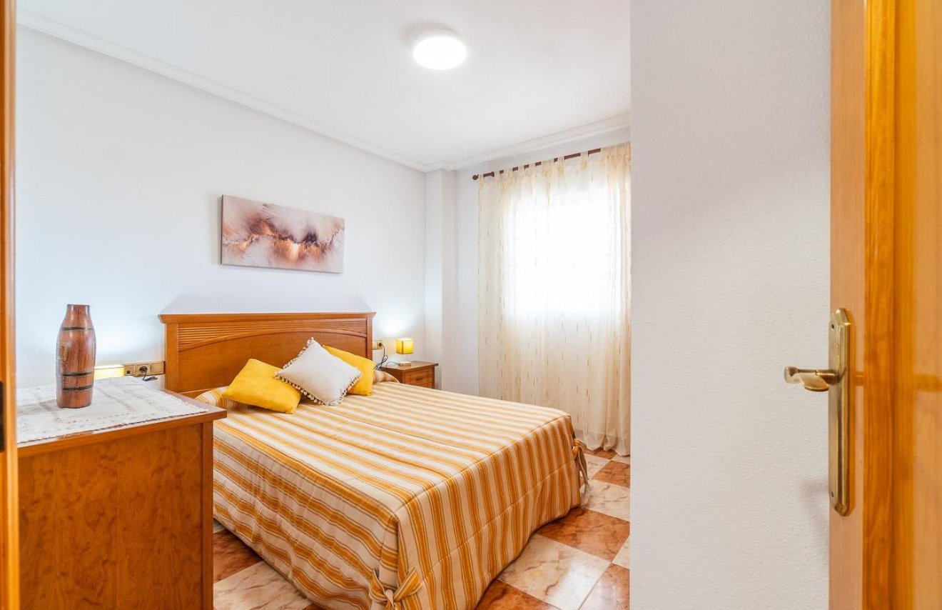 Resale - Apartamento - Orihuela Costa - Montezenia