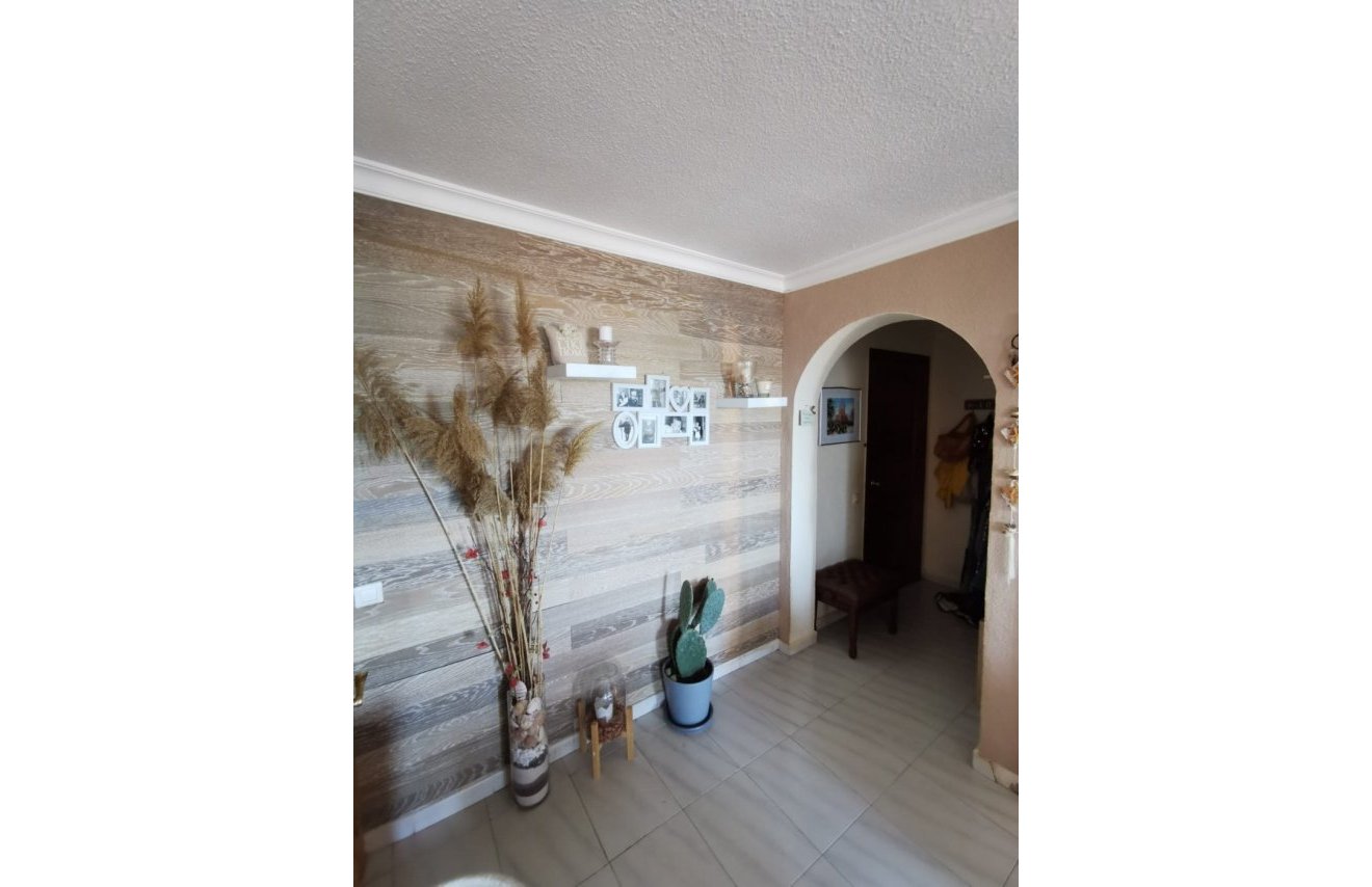 Resale - Apartamento - Torrevieja - Torre del moro