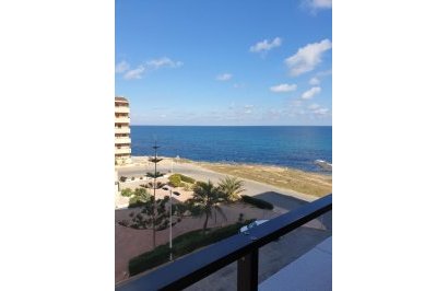 Resale - Apartamento - Torrevieja - Cabo cervera