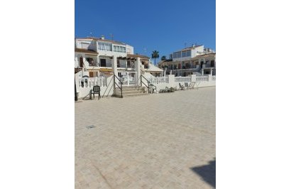 Resale - Bungalow Planta Baja - Torrevieja - Rosaleda-los frutales