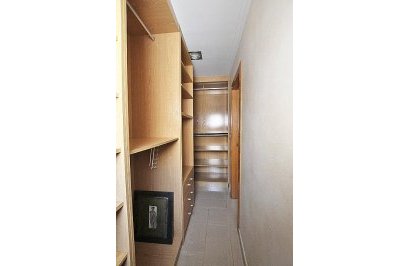 Resale - Apartamento - Torrevieja - Centro