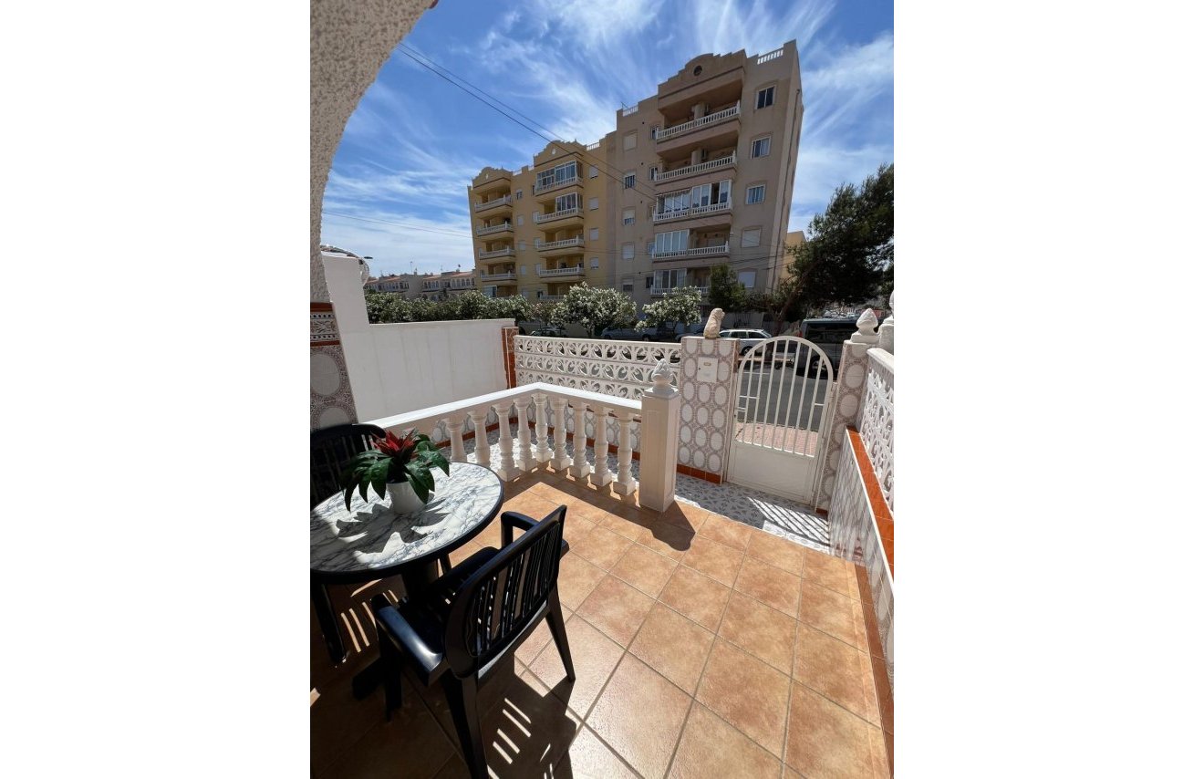 Resale - Townhouse - Torrevieja - Calas blanca