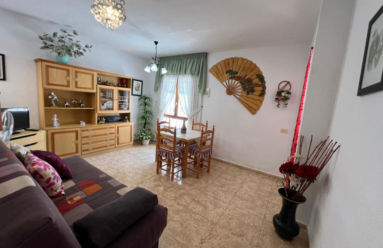 Resale - Townhouse - Torrevieja - Calas blanca