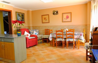 Resale - Chalet - Orihuela - Correntías Medias