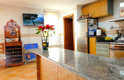 Revente - Chalet - Orihuela - Correntías Medias