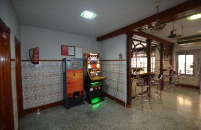 Resale - Local comercial - Bigastro - CENTRO