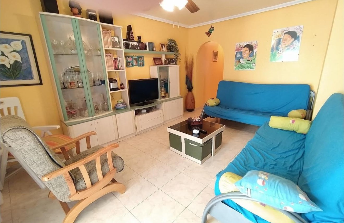 Resale - Apartamento - Torrevieja - Acequion