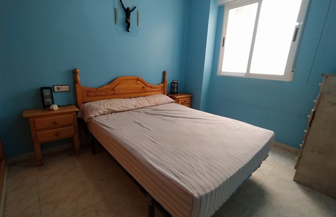 Resale - Apartamento - Torrevieja - Acequion