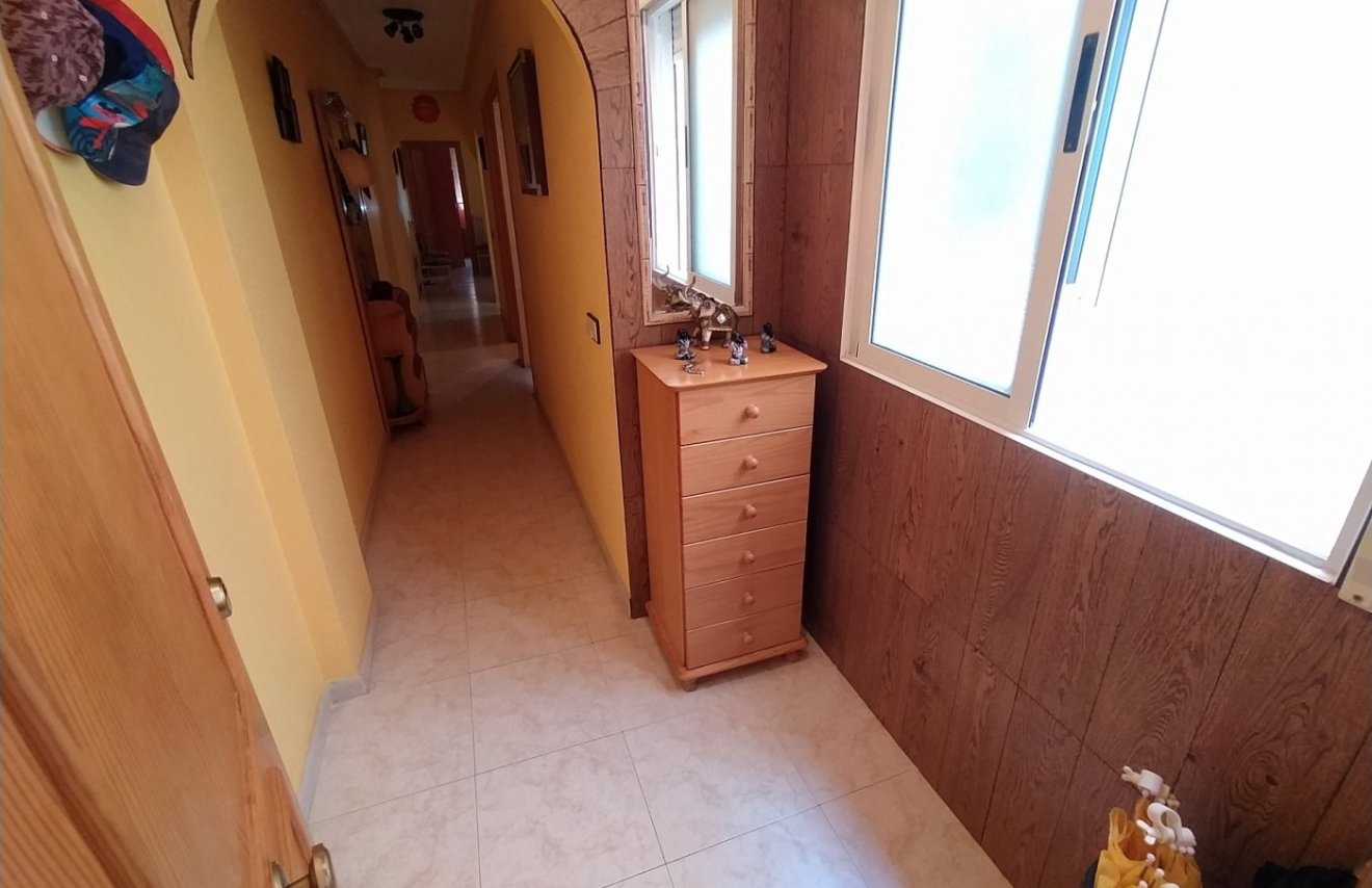 Resale - Apartamento - Torrevieja - Acequion