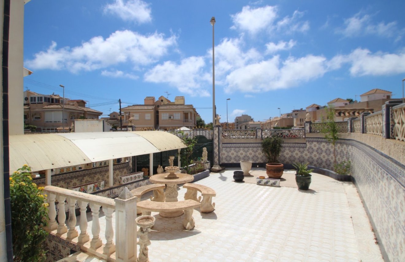 Resale - Townhouse - Torrevieja - Aguas nuevas 1