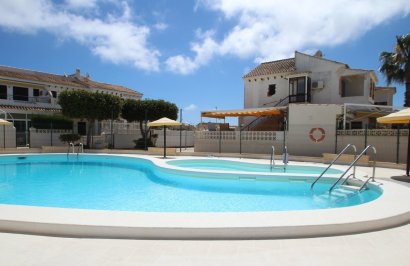 Resale - Townhouse - Torrevieja - Aguas nuevas 1