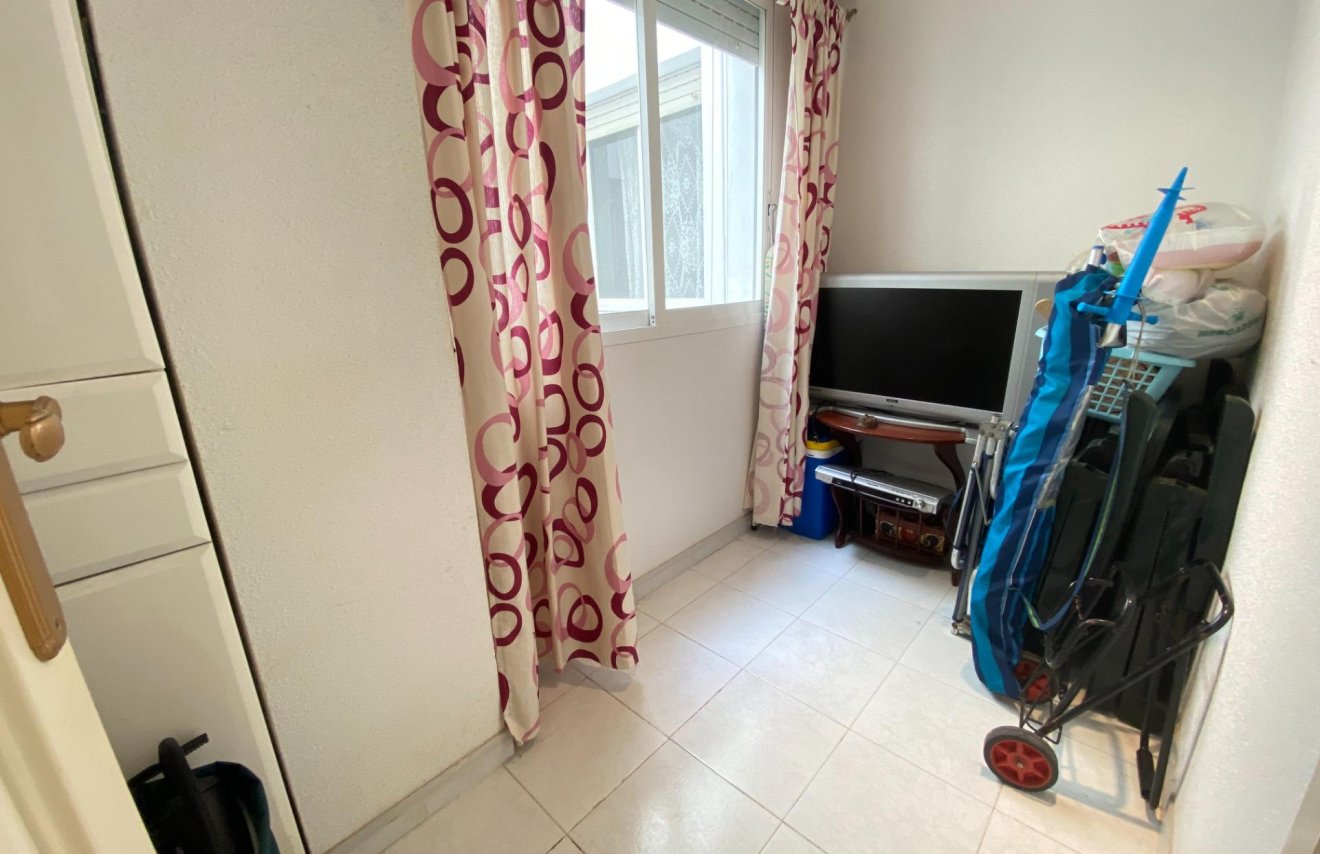 Resale - Apartamento - Torrevieja - Centro