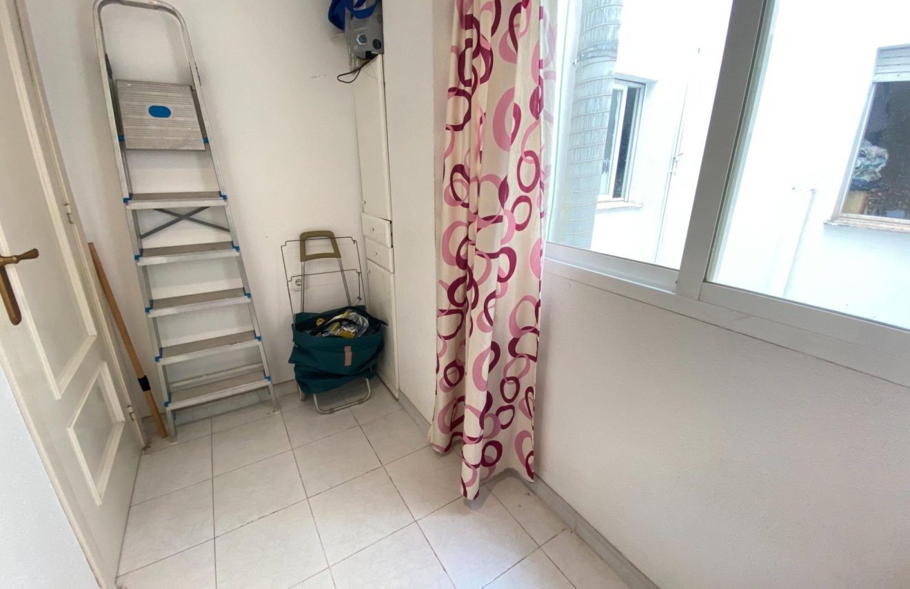 Resale - Apartamento - Torrevieja - Centro