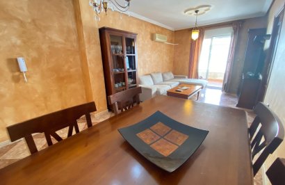 Resale - Apartamento - Torrevieja - Centro