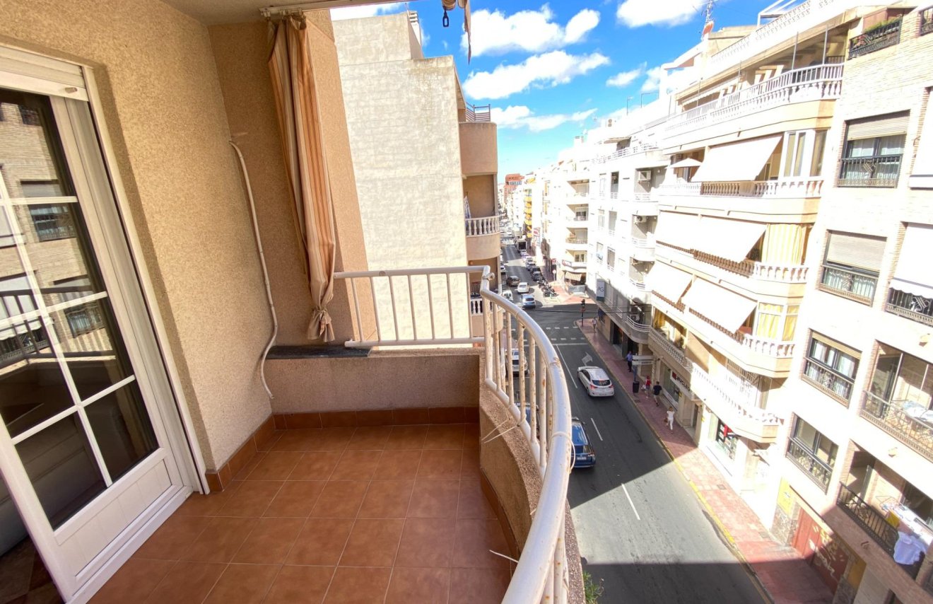 Revente - Apartamento - Torrevieja - Centro