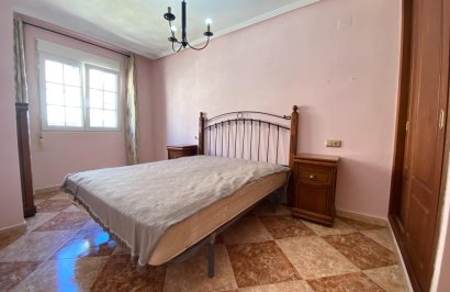 Resale - Apartamento - Torrevieja - Centro