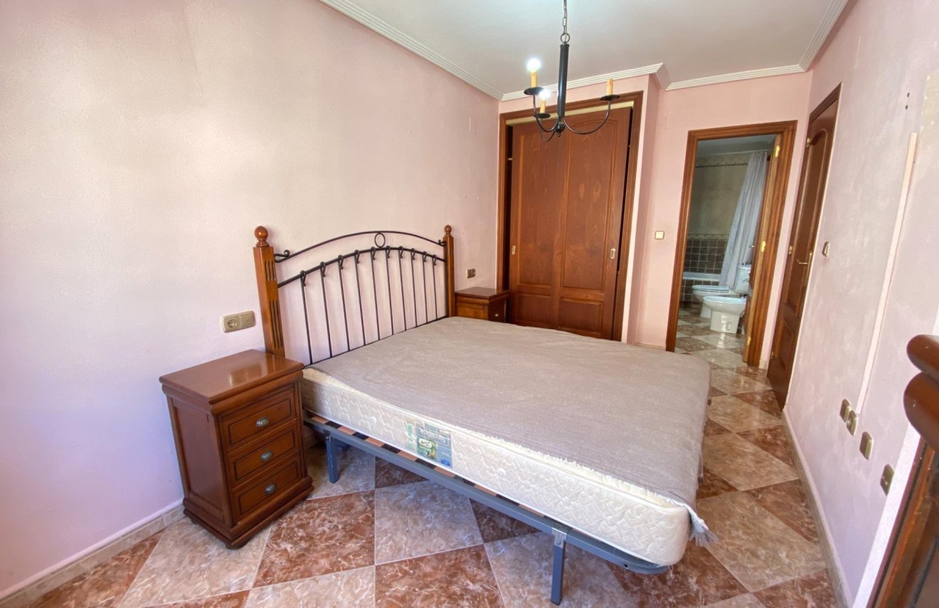 Revente - Apartamento - Torrevieja - Centro