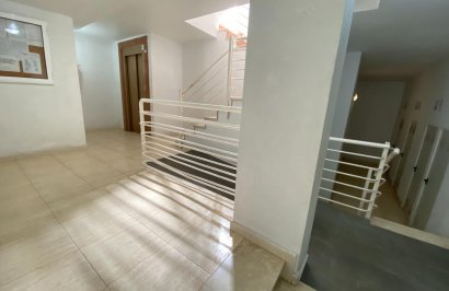 Revente - Apartamento - Torrevieja - Centro