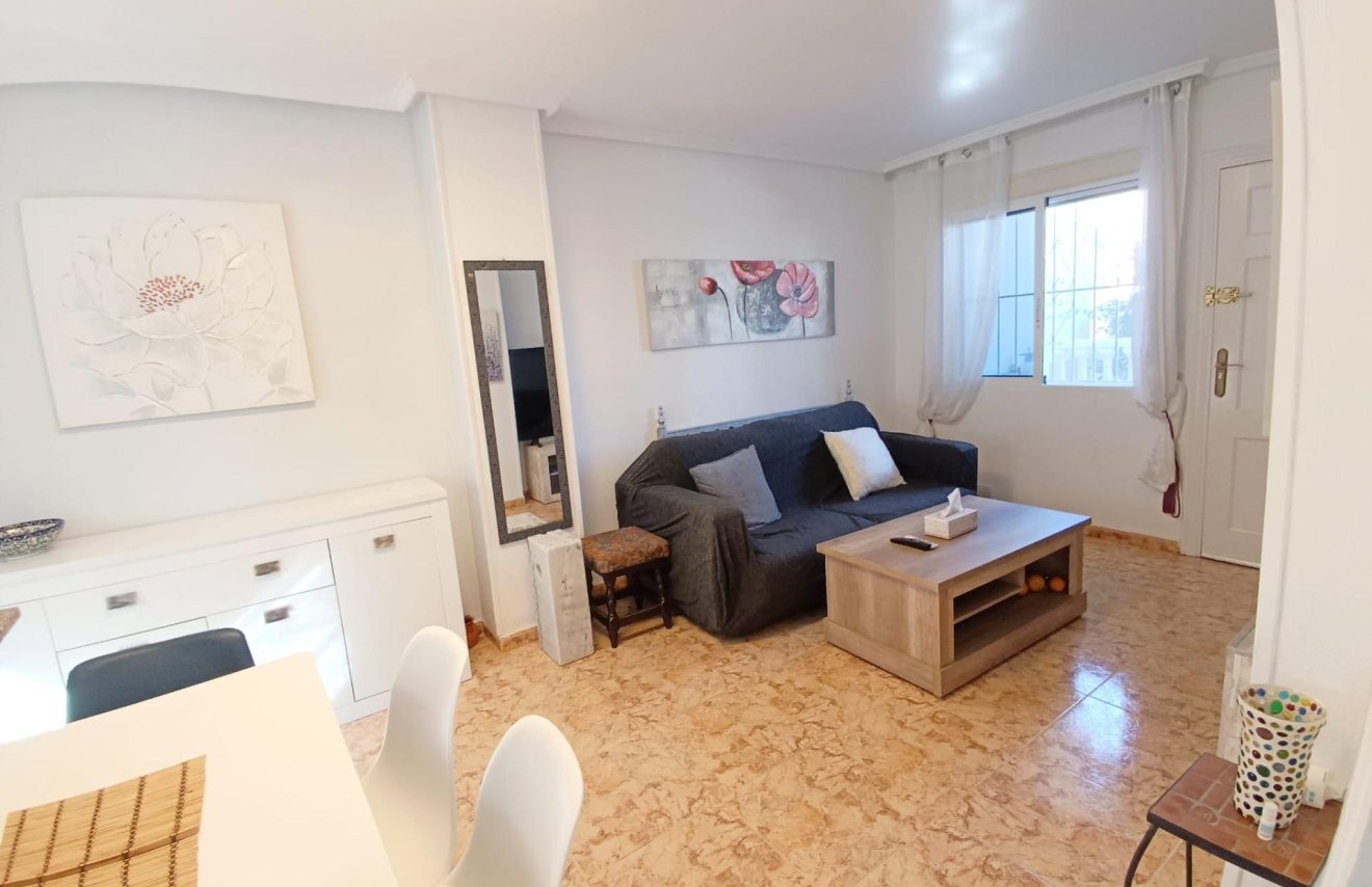 Resale - Apartamento - Torrevieja - Nueva Torrevieja