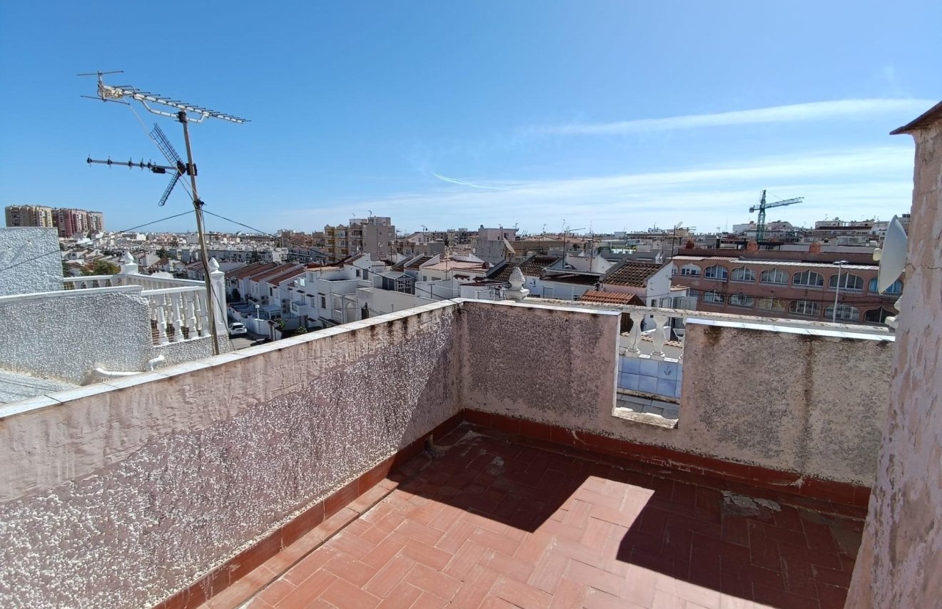 Resale - Townhouse - Torrevieja - Calas blanca