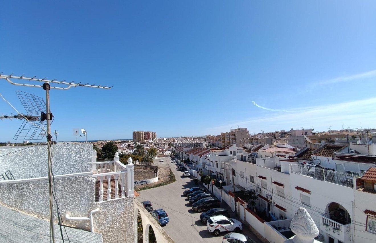 Resale - Townhouse - Torrevieja - Calas blanca