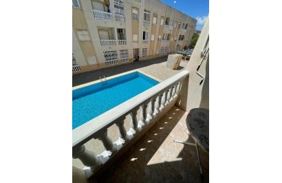 Resale - Apartamento - Torrevieja - Centro