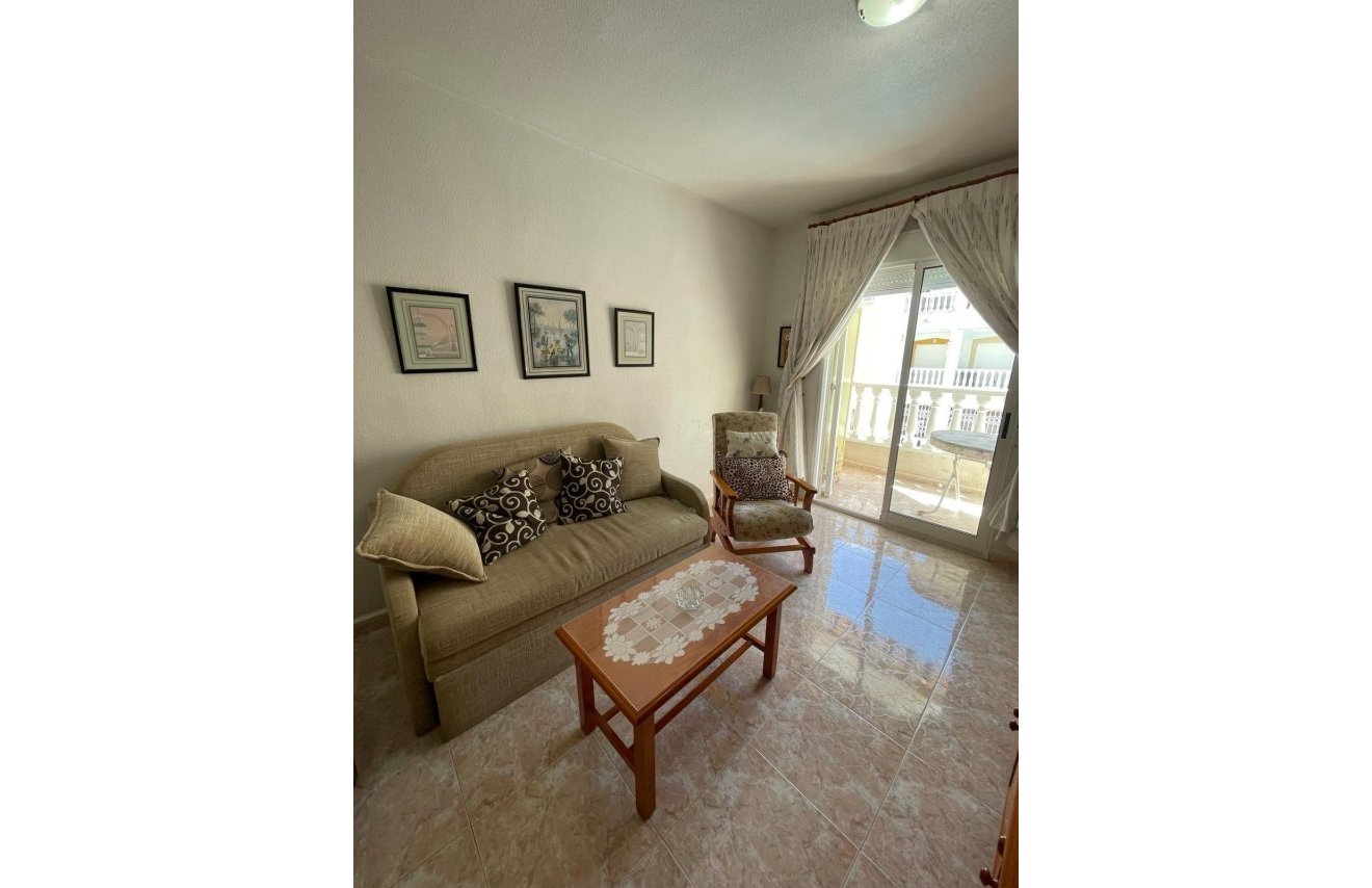 Resale - Apartamento - Torrevieja - Centro