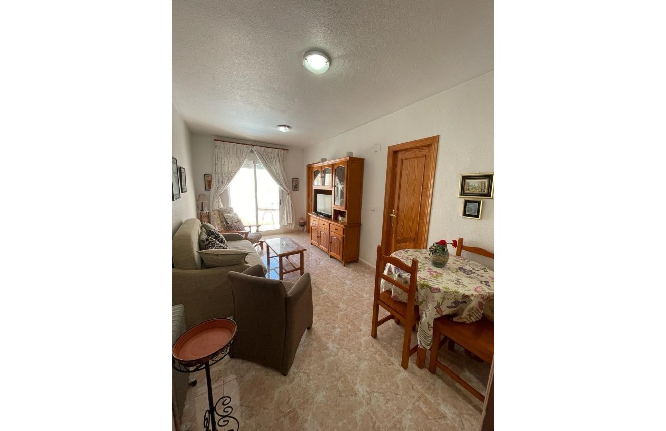 Resale - Apartamento - Torrevieja - Centro