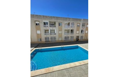 Resale - Apartamento - Torrevieja - Centro