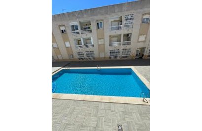 Resale - Apartamento - Torrevieja - Centro