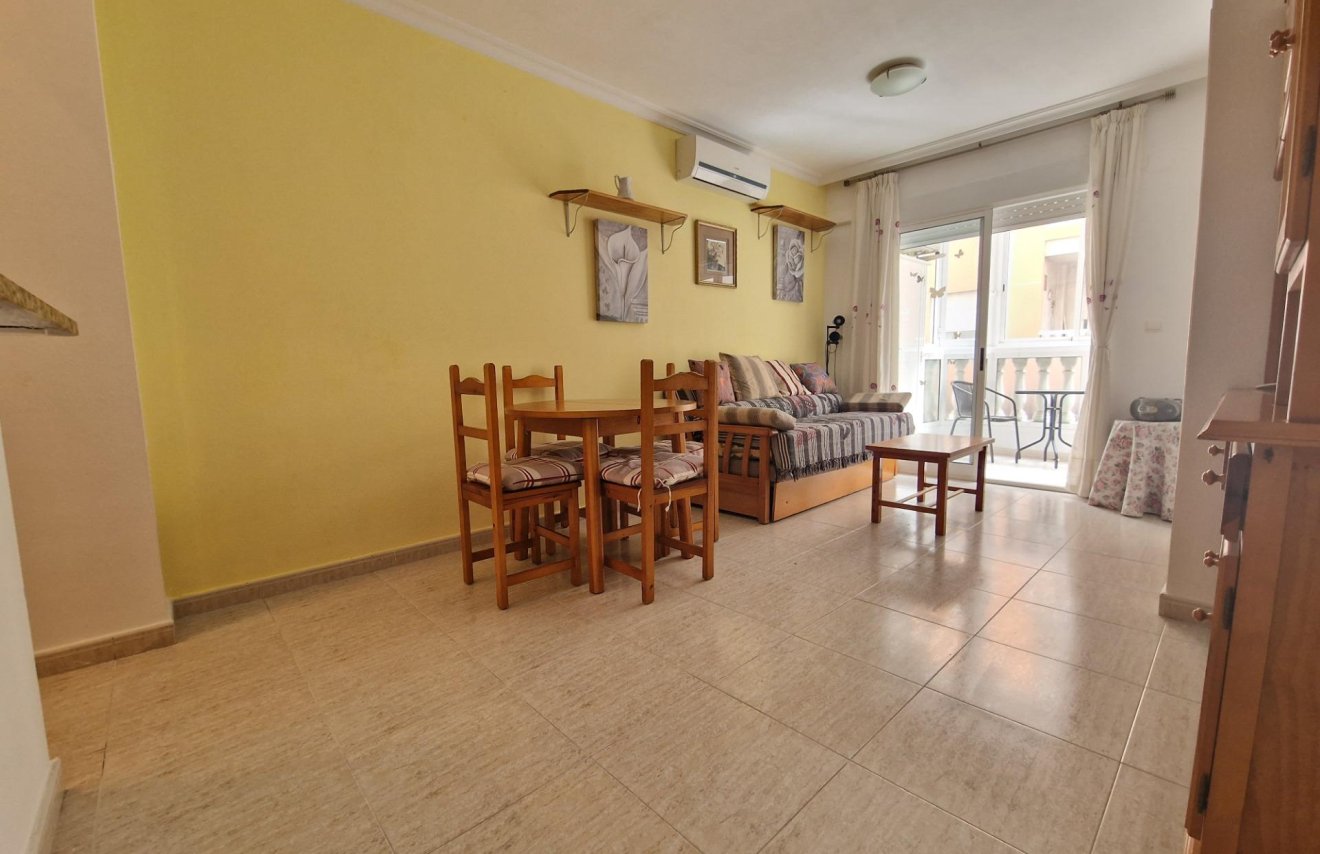 Revente - Apartamento - Torrevieja - Centro