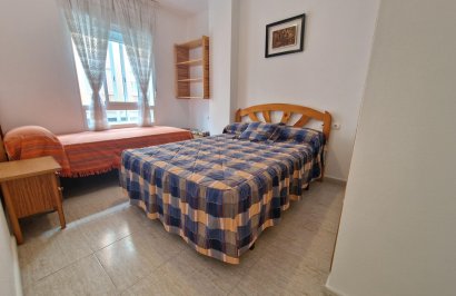 Resale - Apartamento - Torrevieja - Centro